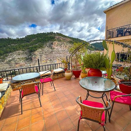 Casa Del Juez, Alojamiento Rural Singular アルカラ・デル・フカル エクステリア 写真