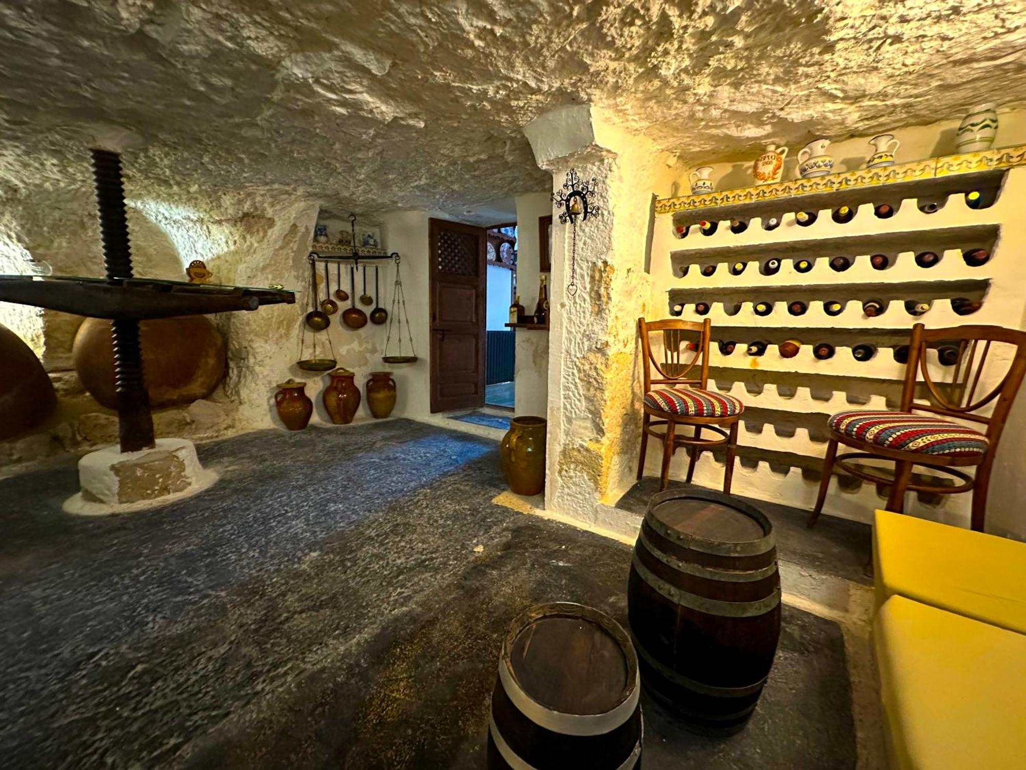 Casa Del Juez, Alojamiento Rural Singular アルカラ・デル・フカル エクステリア 写真